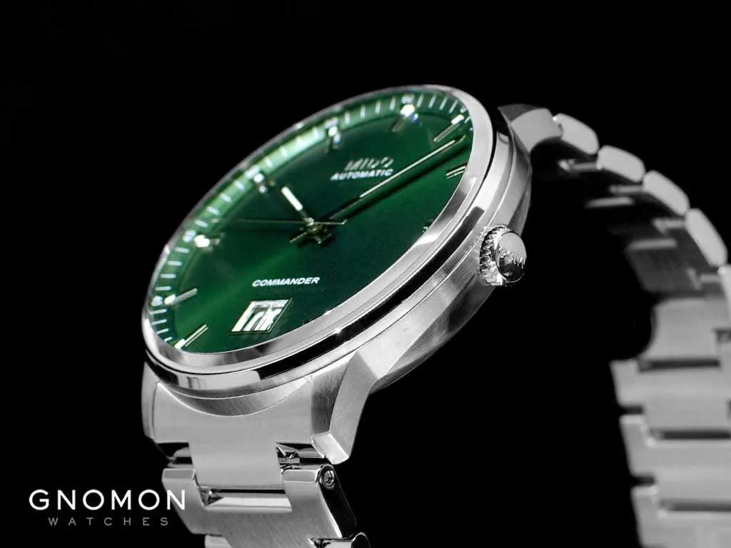 Commander Big Date Green Ref. M021.626.11.091.00