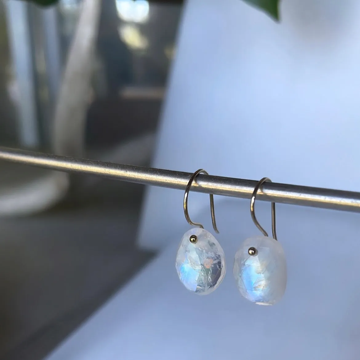 Rainbow moonstone midi earring